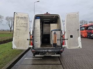 Voertuigafbeelding 9