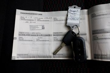 Voertuigafbeelding 6