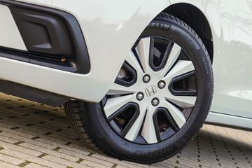 Voertuigafbeelding 10