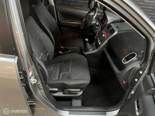 Voertuigafbeelding 7