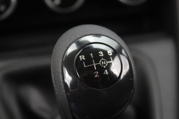 Voertuigafbeelding 19