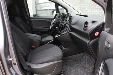 Voertuigafbeelding 8