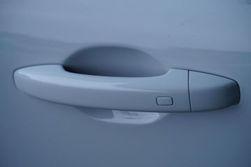 Voertuigafbeelding 8