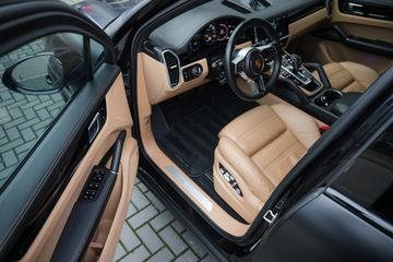 Voertuigafbeelding 10