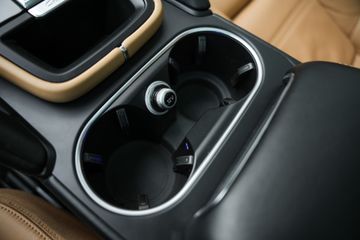 Voertuigafbeelding 28