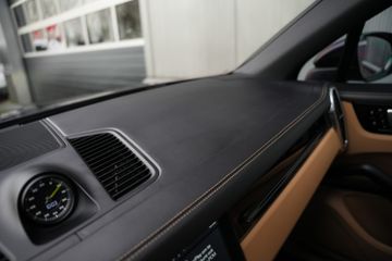 Voertuigafbeelding 48