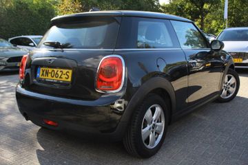 Voertuigafbeelding 38