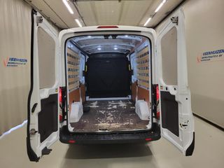 Voertuigafbeelding 6