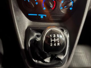 Voertuigafbeelding 26