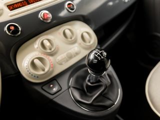 Voertuigafbeelding 9