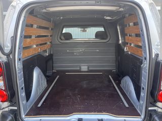 Voertuigafbeelding 24