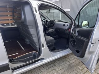 Voertuigafbeelding 7