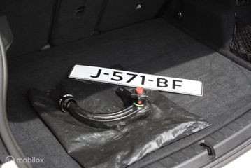 Voertuigafbeelding 16