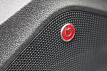 Voertuigafbeelding 19