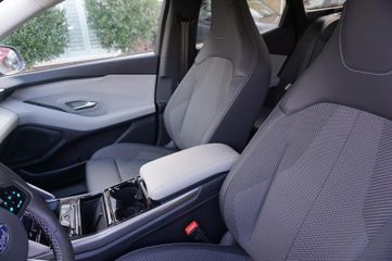 Voertuigafbeelding 3