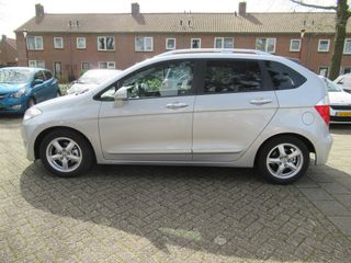 Voertuigafbeelding 10