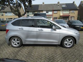 Voertuigafbeelding 9