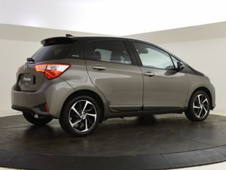 Voertuigafbeelding 6