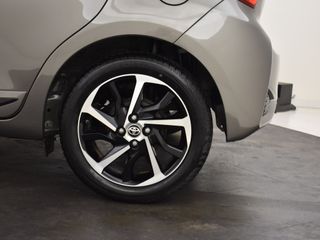 Voertuigafbeelding 9