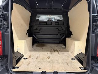 Voertuigafbeelding 8