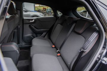 Voertuigafbeelding 13