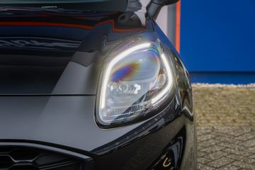 Voertuigafbeelding 6