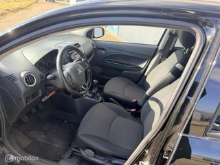 Voertuigafbeelding 6