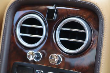 Voertuigafbeelding 110