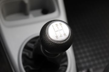 Voertuigafbeelding 18