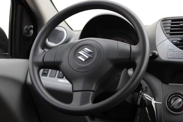 Voertuigafbeelding 4