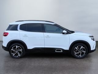 Voertuigafbeelding 5