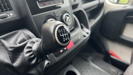 Voertuigafbeelding 13