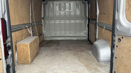 Voertuigafbeelding 4