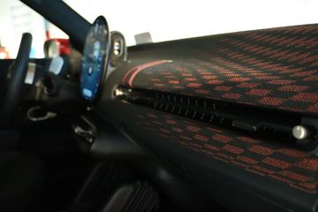 Voertuigafbeelding 17