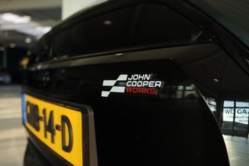 Voertuigafbeelding 5