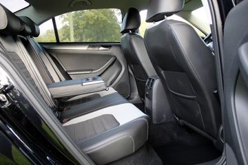 Voertuigafbeelding 13