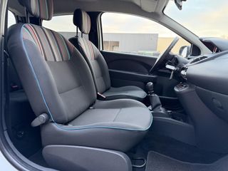 Voertuigafbeelding 7