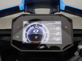 Voertuigafbeelding 4