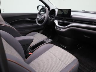 Voertuigafbeelding 36