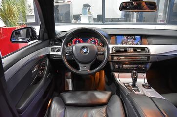 Voertuigafbeelding 9