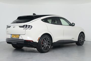 Voertuigafbeelding 1