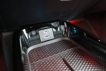 Voertuigafbeelding 42