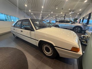 Voertuigafbeelding 8