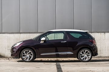 Voertuigafbeelding 1