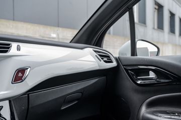 Voertuigafbeelding 30