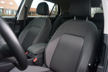 Voertuigafbeelding 30