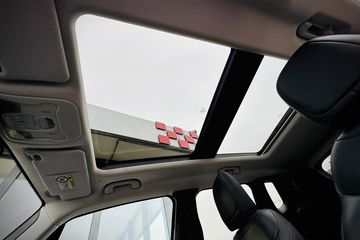 Voertuigafbeelding 16