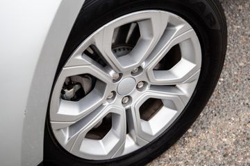 Voertuigafbeelding 6