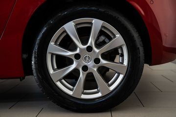 Voertuigafbeelding 3