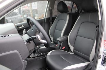 Voertuigafbeelding 7